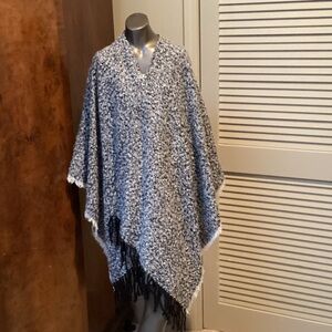 Jack & Missy Black and White Knit Wrap